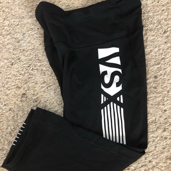 Victoria Secret Sport Capri - VSX - Picture 2 of 5